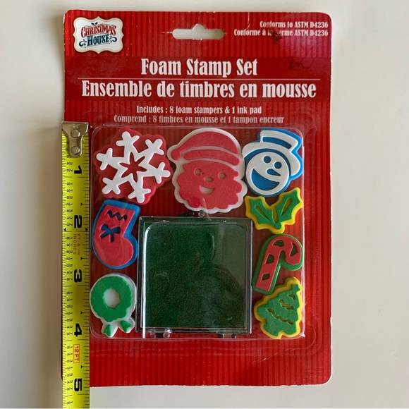 🙂4/$20 Christmas House Foam Stamp Set - Picture 4 of 4